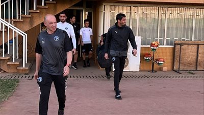 معوض: تاكيس جونياس ليس المدرب الأصلح للزمالك