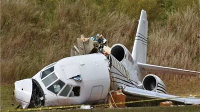 مقتل شخصين إثر تحطم طائرة صغيرة قبالة سواحل كاليفورنيا