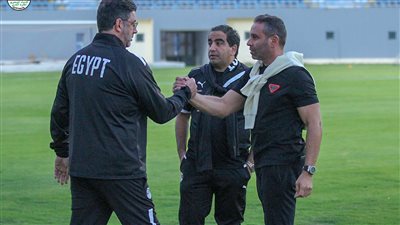 فيتوريا: أرفض التشكيك في عملي وهذه تفاصيل أزمة نجم الأهلي 