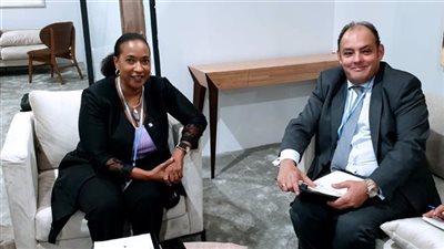 وزير الصناعة يلتقي المدير التنفيذي لمركز التجارة الدولية