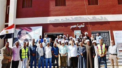 محافظ أسوان يعلن تنفيذ 3 محطات شمسية ضمن مشروعات الطاقة النظيفة