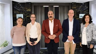 محافظ أسوان: تنفيذ مشروع تحسين مياه الشرب بفضل التعاون مع سويسرا