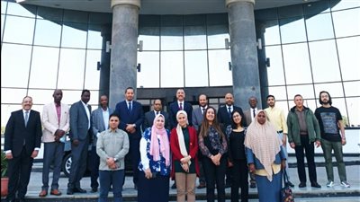 دورة تدريبية حول 