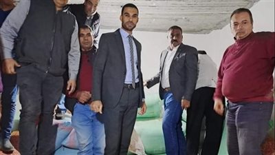 ضبط 25 طن أرز شعير داخل مخزن بعد حجبها عن السوق بالبحيرة