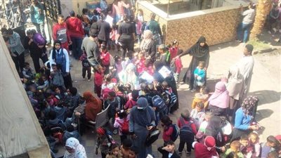 محافظ أسوان يتابع جهود مؤسسة بصيرة لذوى الإحتياجات