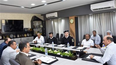 محافظ أسوان: إجراءات حازمة لمشكلة شحوط البواخر السياحية