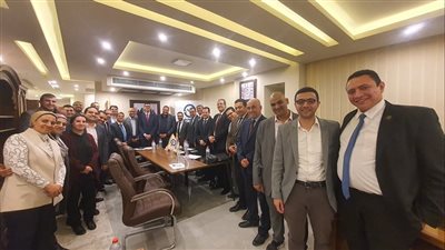 «الإصلاح والنهضة» يستقبل وفدًا من تنسيقية شباب الأحزاب والسياسيين لمناقشة قضايا الحوار الوطني