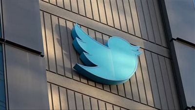 كيف برر تويتر حذف حسابات صحفيين من على منصته؟