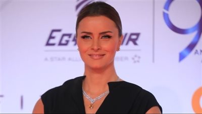 نور: كنت في موقف لا أحسد عليه لاختيار أفضل فيلم عربي في «القاهرة السينمائي»