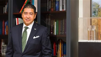 هشام عز العرب يحذر من تشويه دور البنوك.. ويؤكد: يؤدي لانهيار اقتصادي