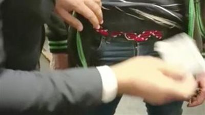 موظفو الجمارك بمطار القاهرة يحبطون محاولة تهريب غريبة