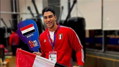 وزير الرياضة يهنىء نجم الملاكمة عمر خالد ببرونزية بطولة العالم للشباب