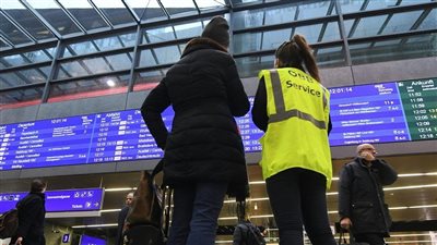 عمال السكك الحديدية بالنمسا يعتزمون الإضراب الإثنين لزيادة الأجور