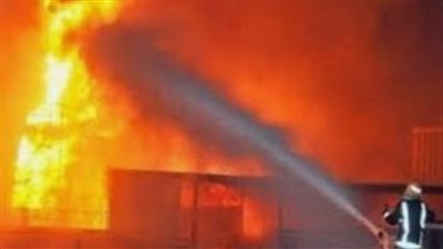 السيطرة علي حريق نشب في سوق غزة بالموسكي 