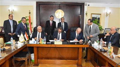 إنشاء شركة للصوامع ‏والتخزين بالتعاون بين التموين والبنك الزراعي ‏‎ ‎