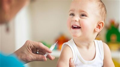 إطلاق الحملة القومية للتطعيم ضد شلل الأطفال.. اعرف التوقيت