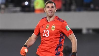 اعتراف مثير من حارس الأرجنتين: بتعالج بالمهدئات وأدوية الاكتئاب