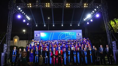 الجامعة الفرنسية في مصر تشهد تخرج دفعة جديدة من طلاب كليّاتها