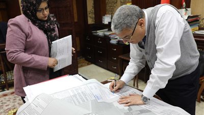 محافظ المنيا يعتمد المخطط التفصيلي لقرية دير البرشا بمركز ملوي