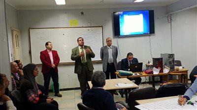 القوى العاملة: ورشة عمل بعنوان