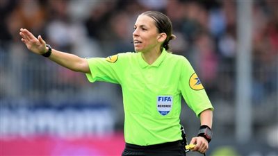 لماذا دخلت ستيفاني فرابارت تاريخ كأس العالم؟
