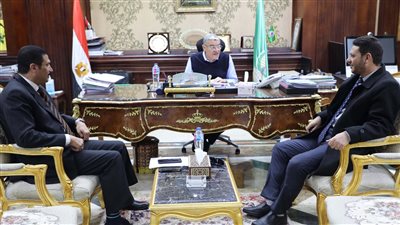 محافظ المنيا يستقبل أعضاء مجلس النواب لمناقشة قضايا الحياة اليومية للمواطنين