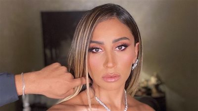 قصة حب.. دينا الشربيني تكشف أسرارا جديدة عن حياتها الشخصية