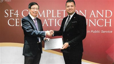 رئيس مجلس الشباب أول مصري يحصل على درجة الزمالة من جامعة سنغافورة