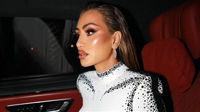 مايا دياب تثير الجدل في مهرجان البحر الأحمر السينمائي (صور)