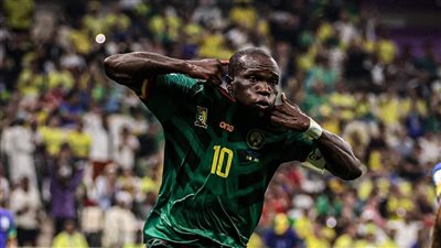 ابوبكر ذبح نجوم السامبا وسويسرا قلبت الموازين بإسقاط صربيا 