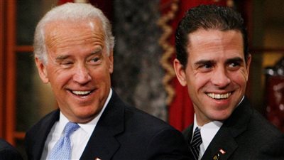 بالتفاصيل.. مالك «تويتر» ينشر الفضائح الجنسية لنجل بايدن 