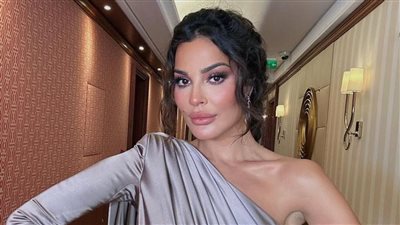 نادين نسيب نجيم تتعرض لموقف محرج (صور)