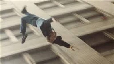 سقط من علو.. إصابة شخص بكسور بالدقهلية