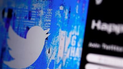 تويتر يخفف من بعض قيوده السياسية في محاولة لزيادة الإيرادات