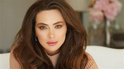 متهمة بغسيل الأموال وكلبها عرضها للانتقادات.. من هي ستيفاني صليبا؟ (صور)