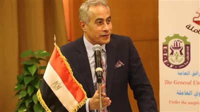 القوى العاملة: اكتمال إجراءات عودة 85 عاملا مصريا انتهت إقامتهم في السعودية