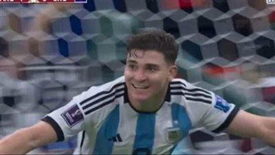 الأرجنتين تضع قدما في نهائي كأس العالم على حساب كرواتيا وميسي يدخل التاريخ 