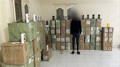 ضبط أحد الأشخاص بحوزته 4623 هاتف محمول مجهولة المصدر بمصر القديمة 