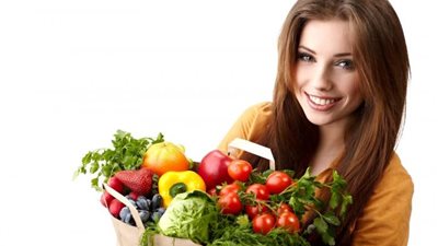 منها البيض والبطاطا.. أطعمة تحميك من سرطان المعدة