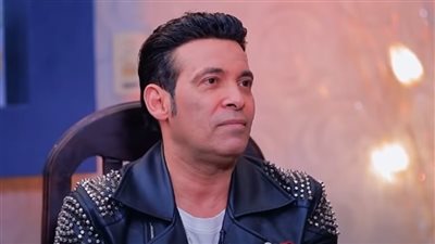 سعد الصغير يدهس شخصين بسيارته في الهرم