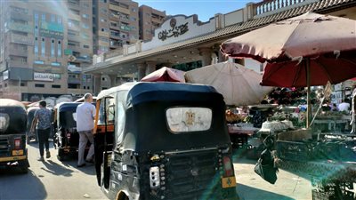 تفاصيل حملة أمنية عاصفة على الباعة الجائلين والمتسولين فى حلوان 