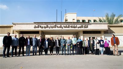 القوى العاملة تنقل خبراتها في السلامة والصحة المهنية لوفد عراقي