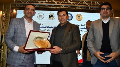 أشرف صبحي يتفقد مركزي شباب بلبيس والعصلوجي ويفتتح ملتقى للتوظيف