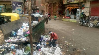 حياتنا تحولت إلى جحيم.. سكان الخصوص يستغيثون من انتشار القمامة في القليوبية