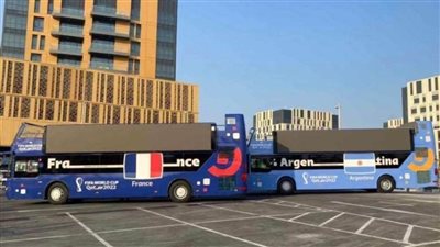 حافلتان مكشوفتان لـ فرنسا والأرجنتين قبل انطلاق نهائي الحلم 