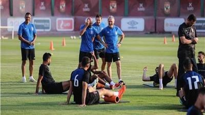 تفاصيل جلسة كولر مع لاعبي الأهلي لوضع خطة الفوز علي الهلال 
