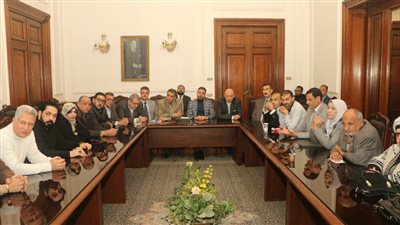 تفاصيل اجتماع رئيس حزب الوفد مع قيادات اللجنة العامة للقاهرة