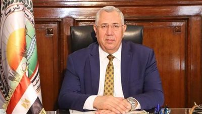 وزير الزراعة يكشف خطة تطوير حديقة الحيوان.. فيديو