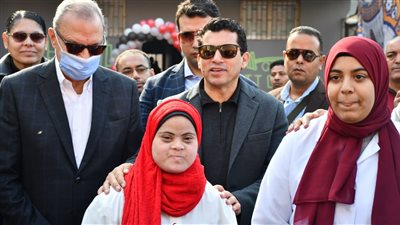  صبحي والهجان يفتتحان مركز التخاطب وتنمية مهارات القادرون باختلاف بكفر الجزار 