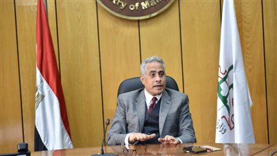 وزير القوى العاملة: اشتغلت نقاش في بداية حياتي وهذه رسالتي للشباب.. فيديو